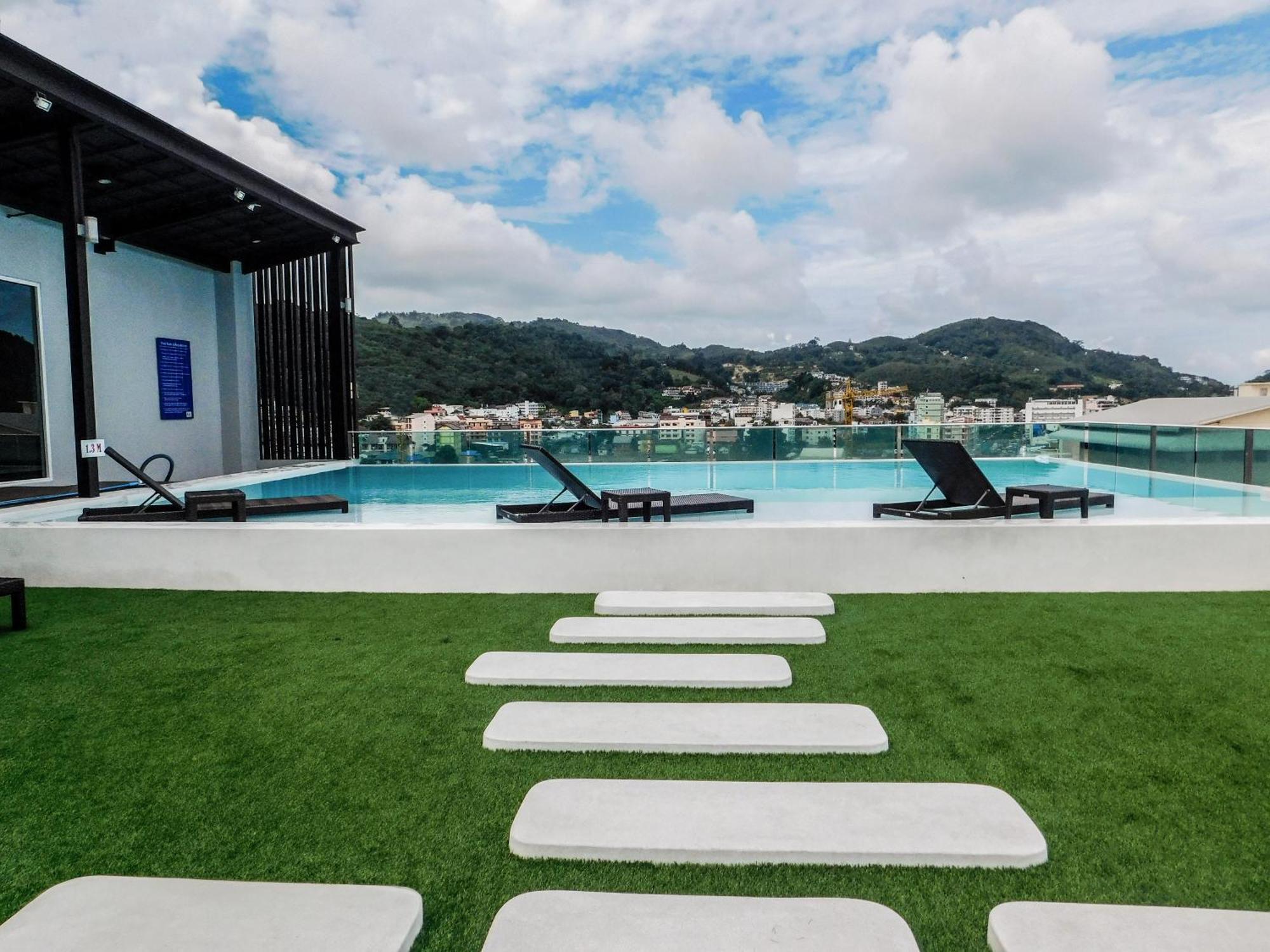 The Aim Patong Hotel Exterior foto